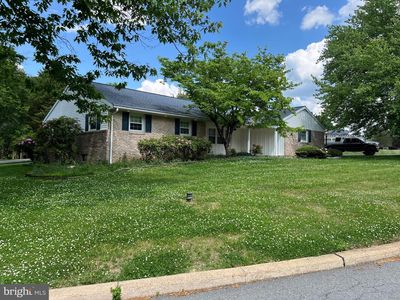 16 Wendy Rd