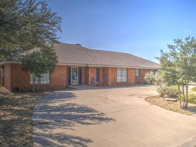3219 Highsky Dr