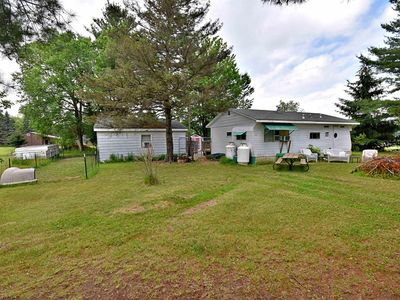 1061 N Anderson