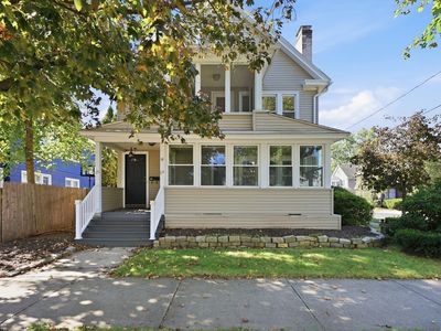 124-126 Woodlawn St
