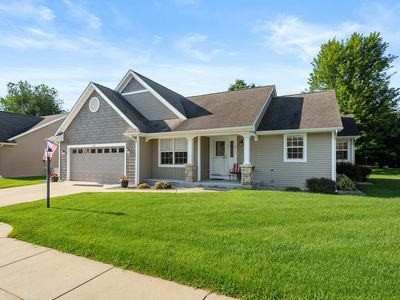 1012 Coral Springs Dr