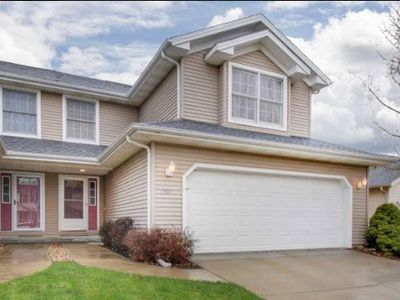 Property at 1307 Beacon Hill Ct, Normal, IL