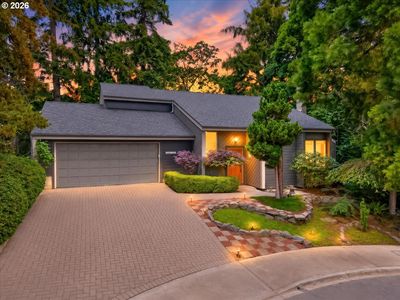 1111 Satara Ct NW
