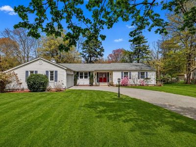 93 Wyndward Rd