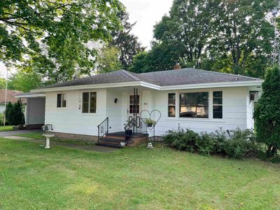 Property at 802 10th St, Waupaca, WI