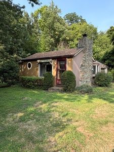 3844 Hamilton Rd