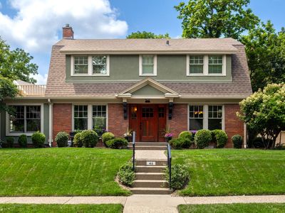 46 Kenwood Ave