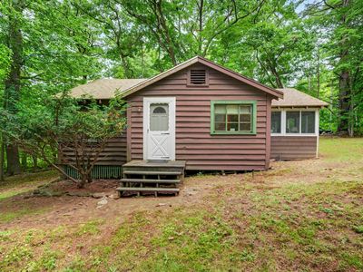 425 Narrows Road