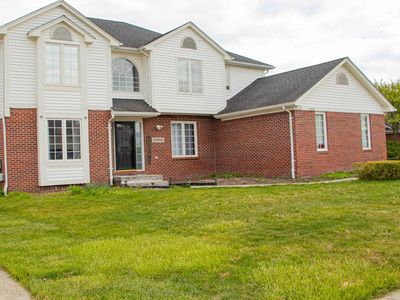 55856 Serene Dr