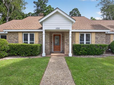 105 Wellington Cir