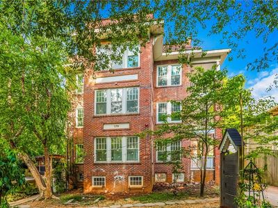 678 Moreland Ave NE