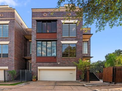 502 Anita St