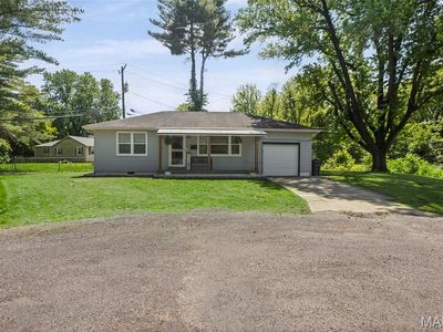 3700 Michelle Dr