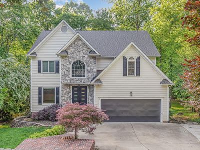 Property at 208 W Camden Forest Dr, Cary, NC