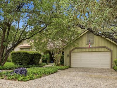 2031 Encino Vista
