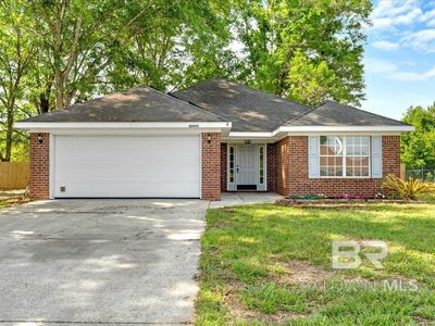 22892 Tree House Ave