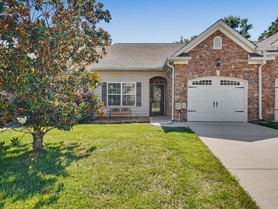 7624 Magnolia Leaf Ln