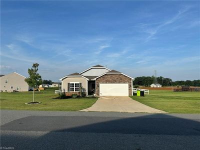 437 Altavista Dr