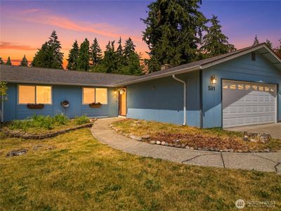 501 Penguin Court SE