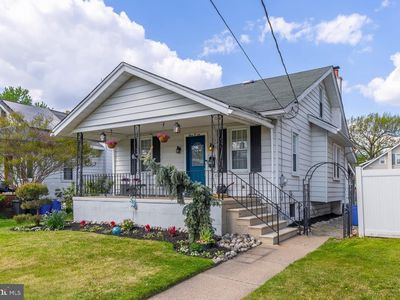 306 W Centre St