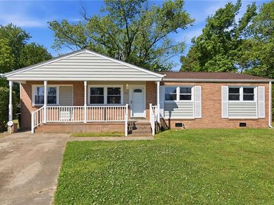 1027 Barry Ct