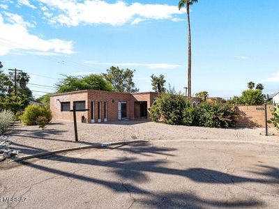 3405 E Calle Del Prado