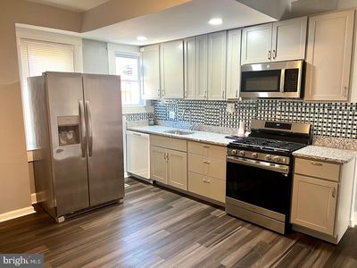 2 W Jeffrey St