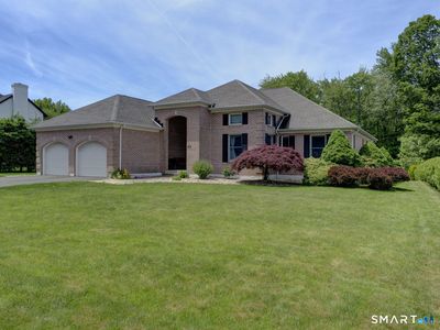 25 Amato Drive
