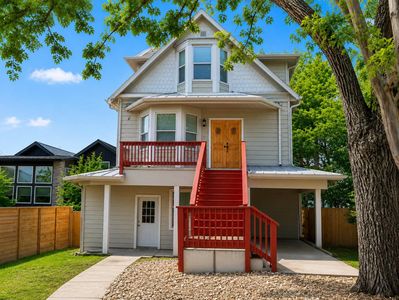 2003 E 9th St #2