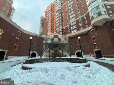 2121 Jamieson Ave Unit 1103