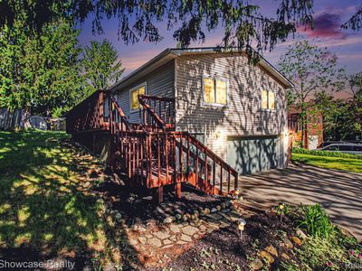2331 Lakeside Dr