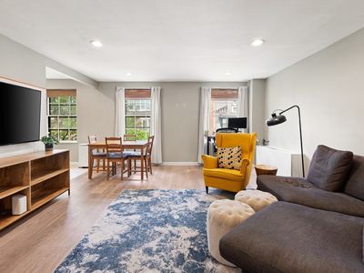 17 Bowdoin St APT 4C