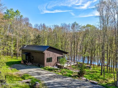 406 Kenoza Trail