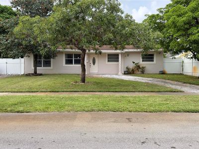 4431 NW 36th Ct