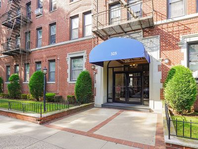 325 Marine Ave APT B2