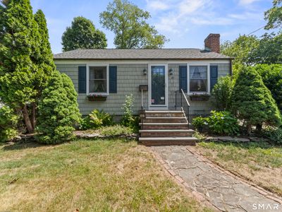 37 Cedar Crest Place