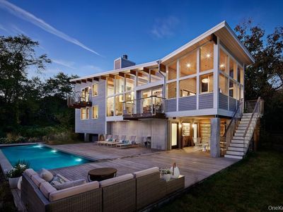 34 Old Neck Road S