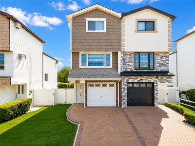 220 Slater Blvd