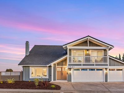 3531 La Mesa Dr