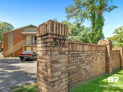512 Lake Forest Blvd APT 123F