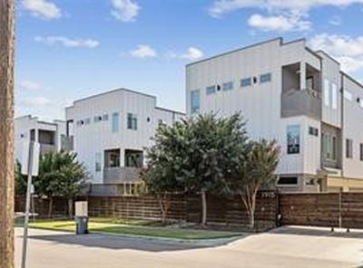 1915 Summit Ave UNIT 2