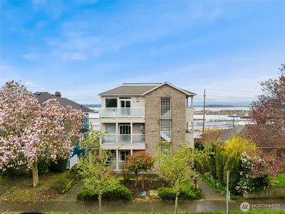 2420 Grand Avenue #303