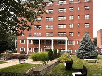 33 Barker Avenue #3F