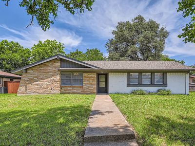 2309 Woodlawn Dr