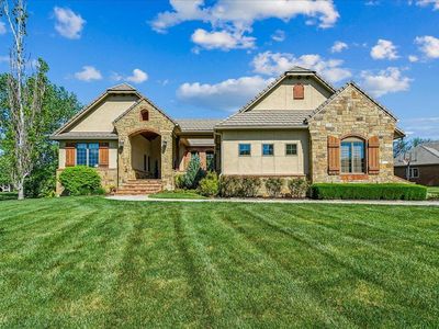 2018 N Crooked Pine St