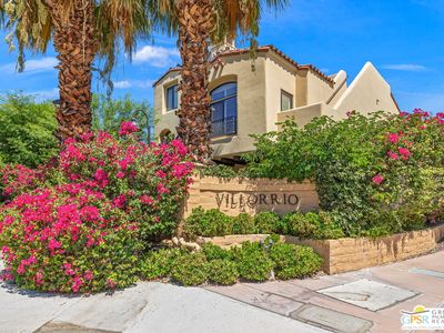 1015 S Villorrio Dr