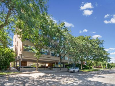 2020 Saint Johns Ave APT 207