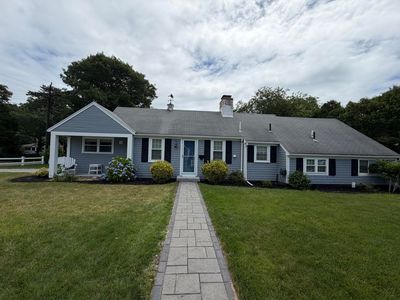 25 Sunset Drive