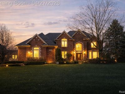 54182 Queensborough Dr
