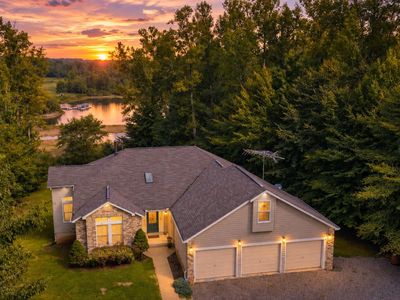 435 Fisher Dr
